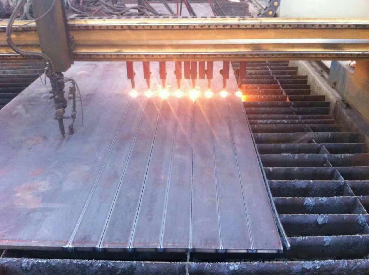 nm360耐磨鋼板數控切割方式有哪幾種?